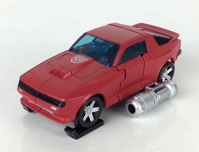 Transformers Earthrise Cliffjumper Video Review And Images 19 (19 of 24)